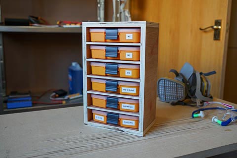 Workbench mini organiser shelves